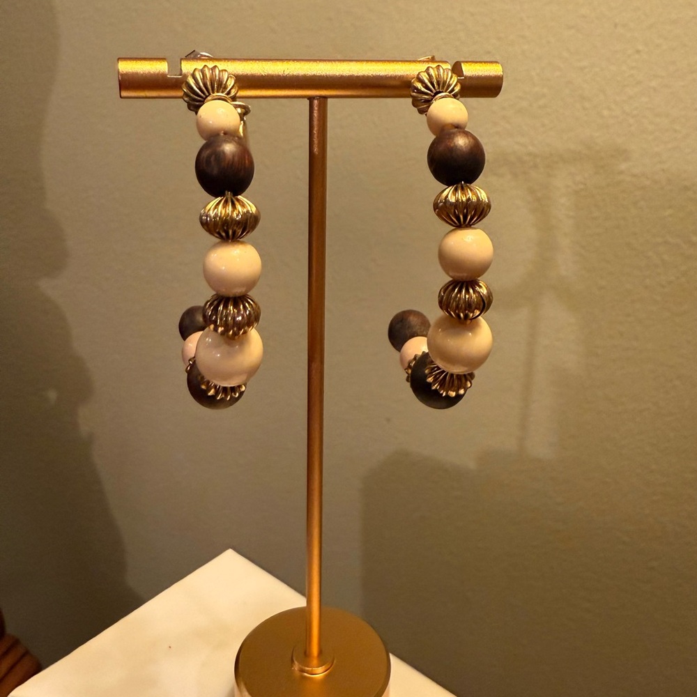 Vintage Y2K Milly Gold/Brown/Cream Dangle Earrings with Beaded Design MSRP $178 - Picture 5 of 7